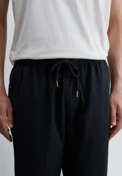 PANTALÓN RELAXED FIT CON CORDÓN