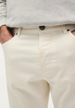 PANTALÓN VAQUERO REGULAR FIT