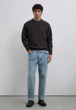 PANTALÓN VAQUERO REGULAR FIT