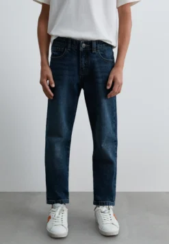 PANTALÓN VAQUERO SLIM FIT