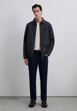 PANTALÓN VAQUERO SLIM FIT