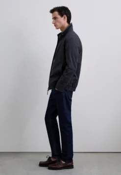 PANTALÓN VAQUERO SLIM FIT