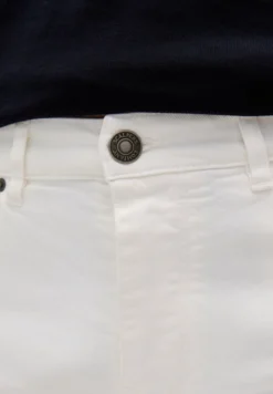 PANTALÓN VAQUERO SLIM FIT