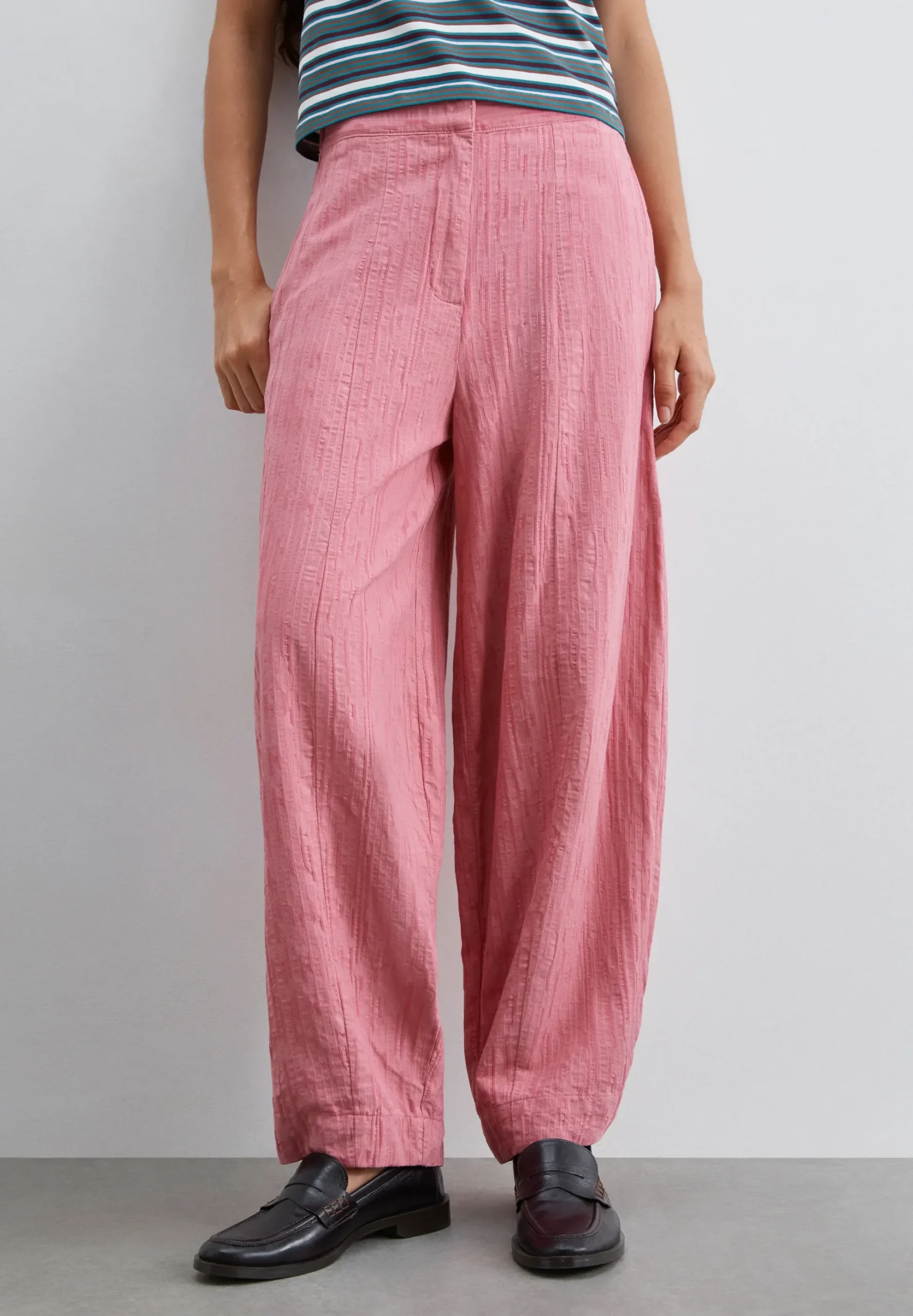 PANTALONES BALLOON TEXTURA