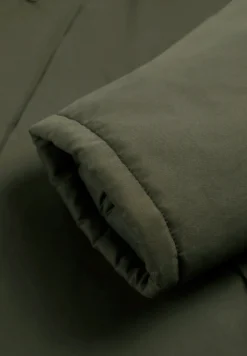 PARKA CAPUCHA DESMONTABLE