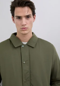 PARKA CAPUCHA DESMONTABLE