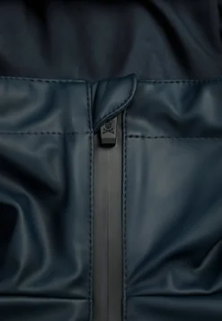 PARKA IMPERMEABLE CON CAPUCHA