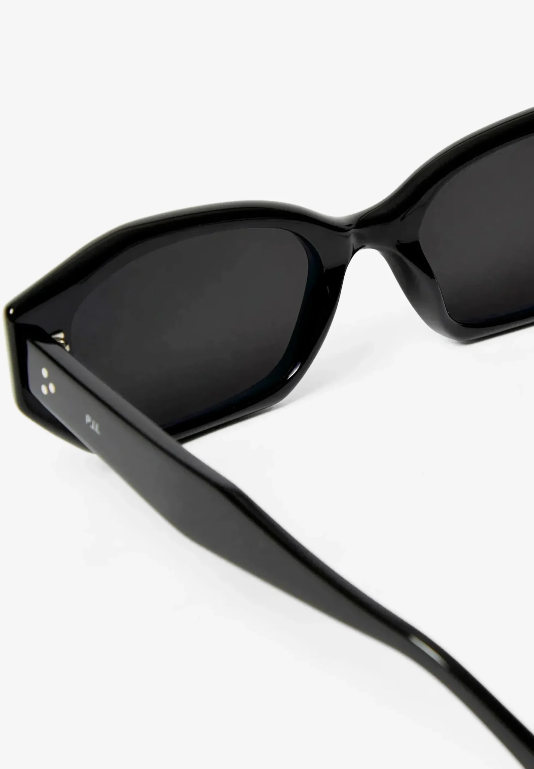 PJ.LOBSTER BY ACE&TATE | KUNO