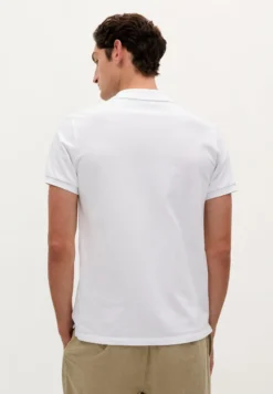 POLO BÁSICO CALAVERA CONTRASTE