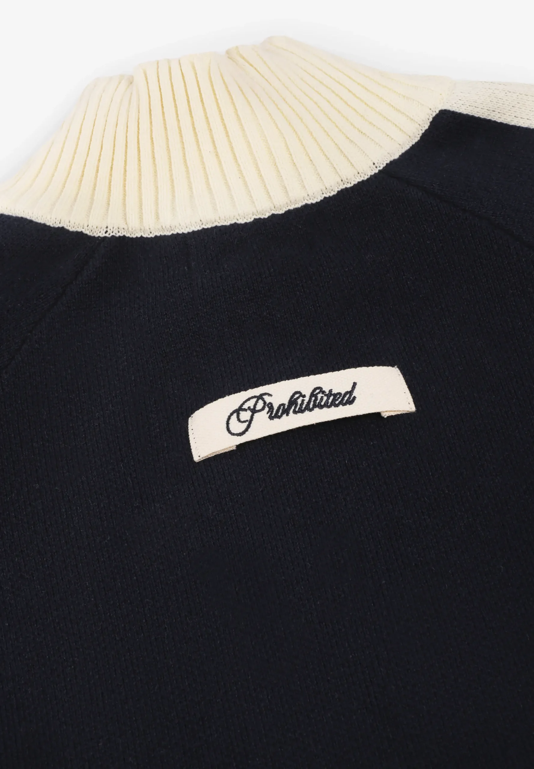 PROHIBITED | CHAQUETA LETTERMAN