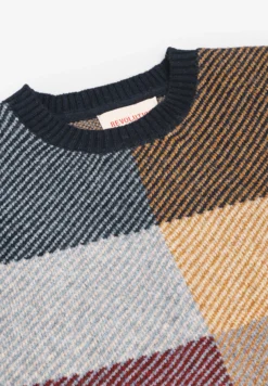 REVOLUTION | KNIT SWEATER