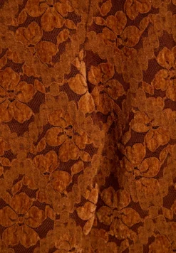 SCLACE FLOWER TEE