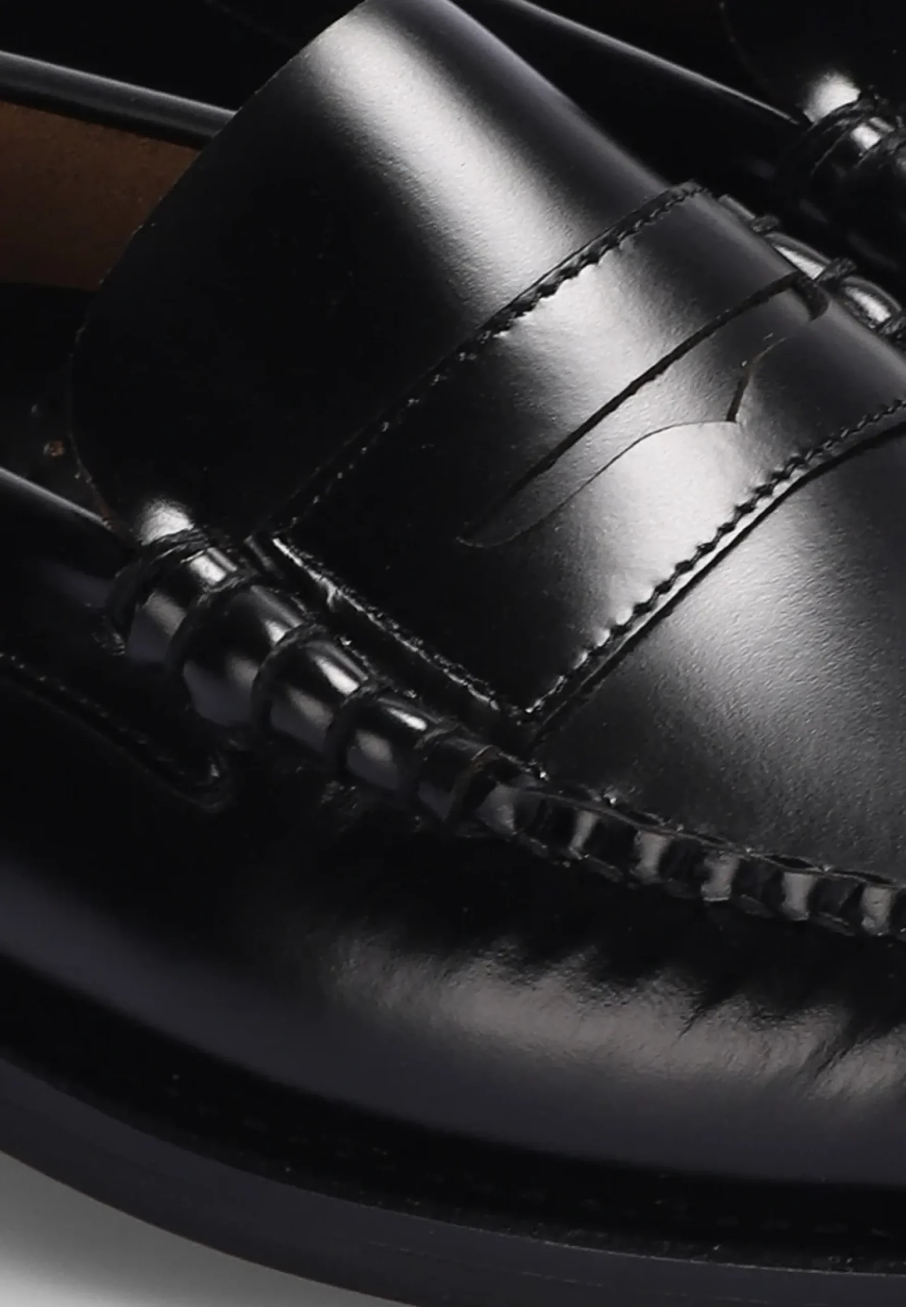 SEBAGO | MOCASÍN CLASSIC DAN MUJER