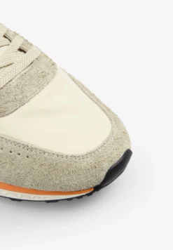 SNEAKERS ANTE CONTRASTE