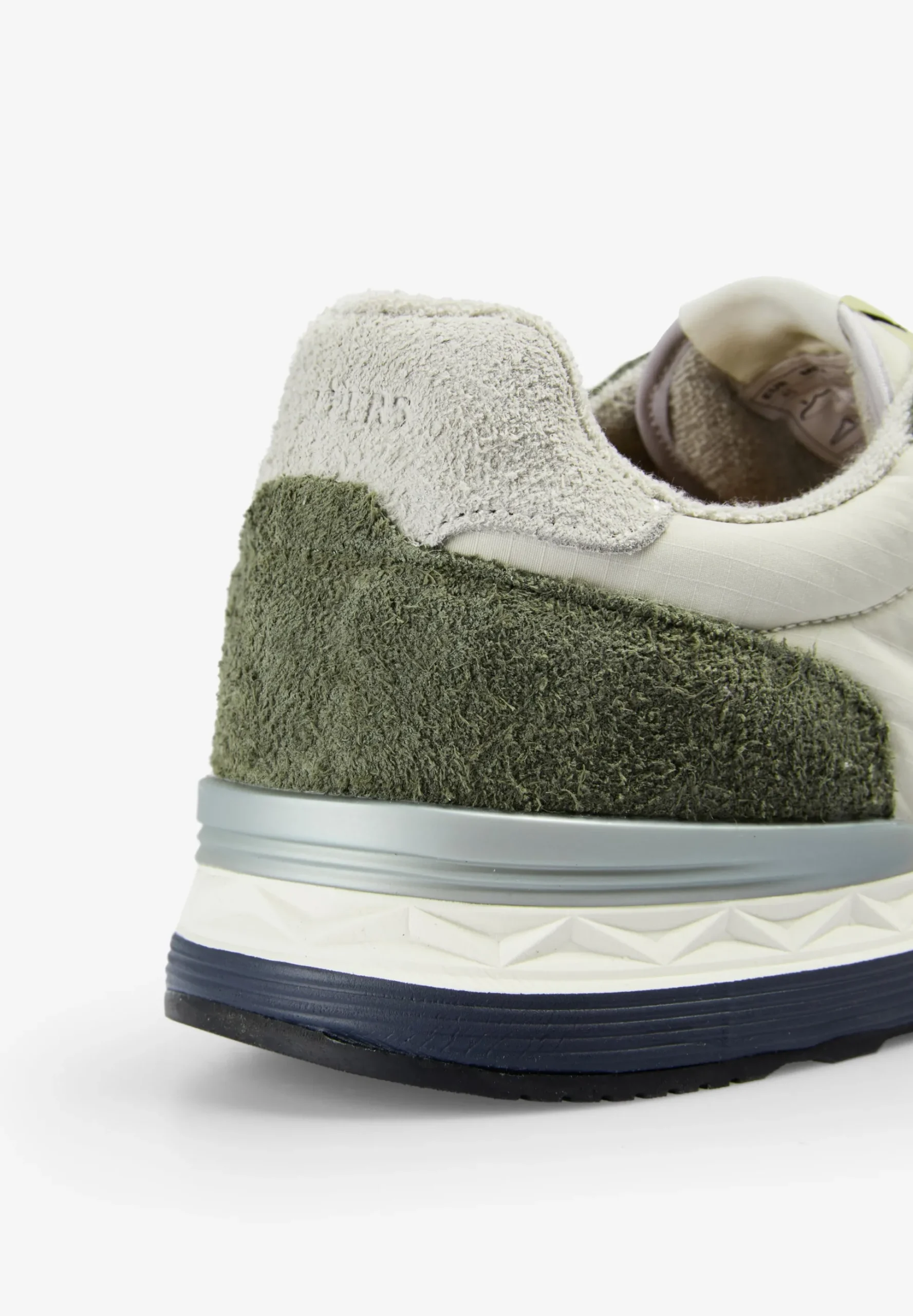 SNEAKERS ANTE CONTRASTE
