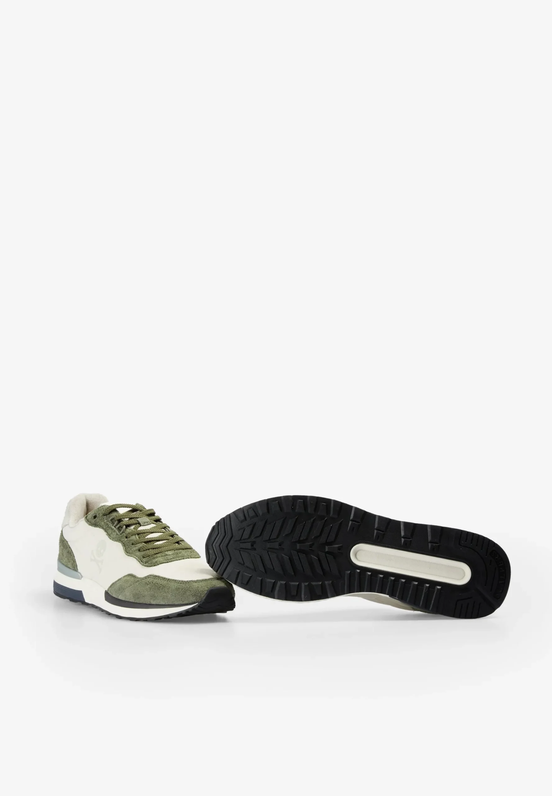 SNEAKERS ANTE CONTRASTE