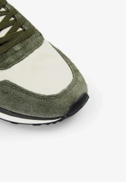 SNEAKERS ANTE CONTRASTE