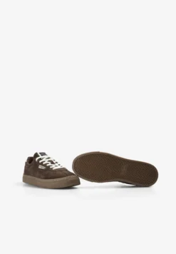 SNEAKERS ANTE CONTRASTE