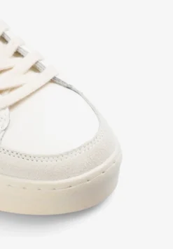 SNEAKERS BAJAS CALAVERA LATERAL
