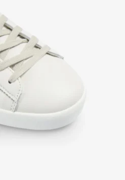 SNEAKERS CALAVERA ANTE