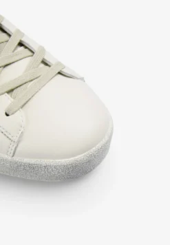 SNEAKERS CALAVERA ANTE