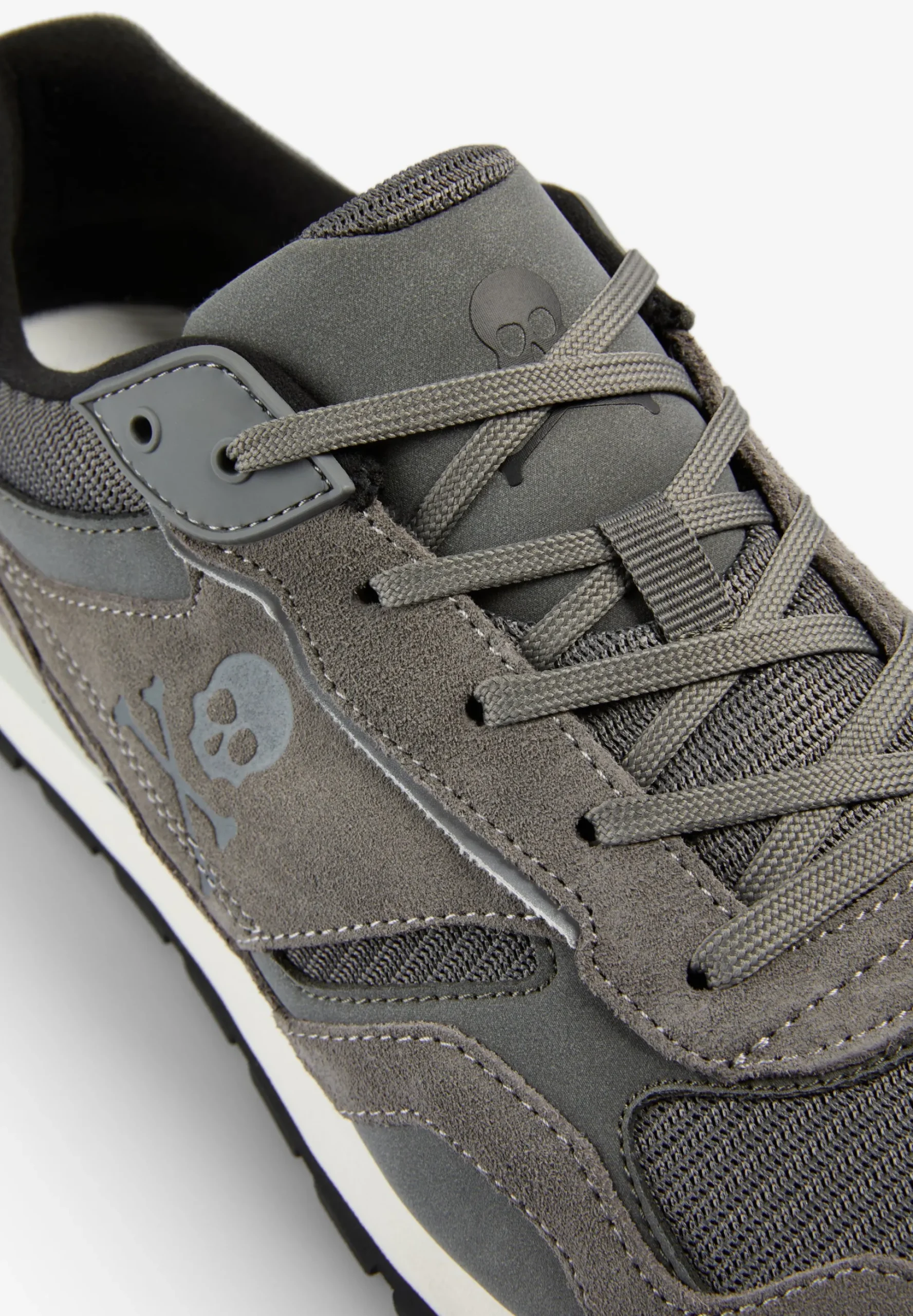 SNEAKERS CALAVERA COMBINADAS