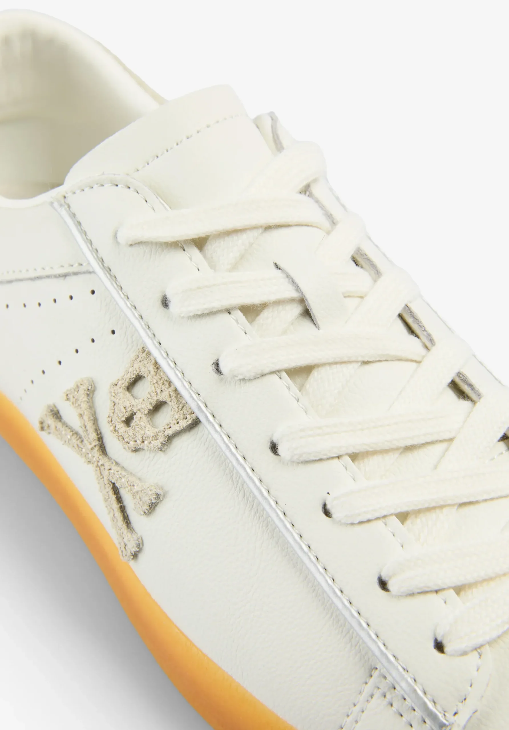 SNEAKERS CALAVERA LATERAL