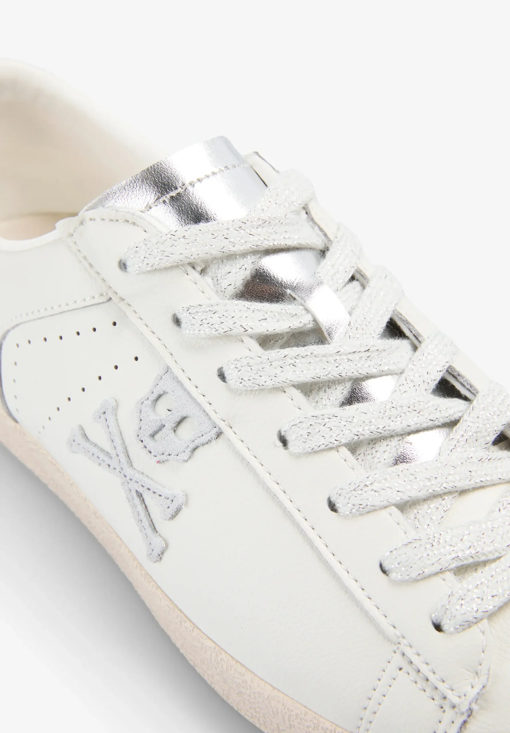 SNEAKERS CALAVERA LATERAL