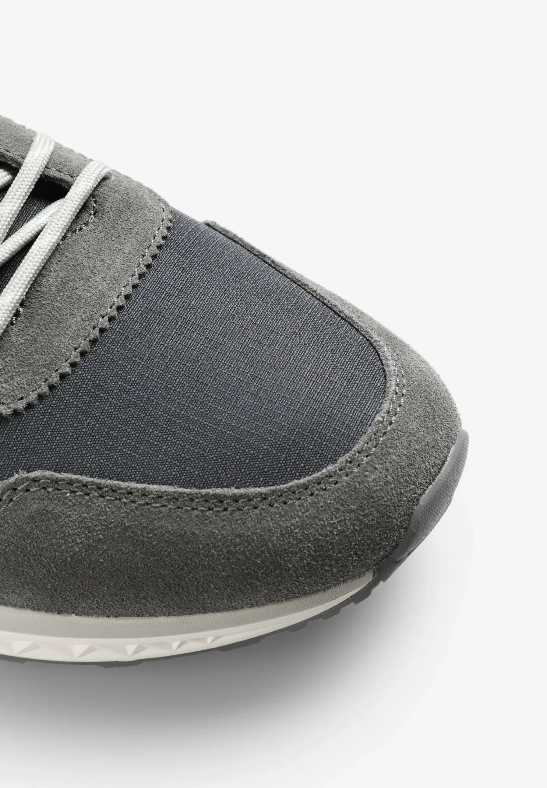 SNEAKERS CALAVERA LATERAL