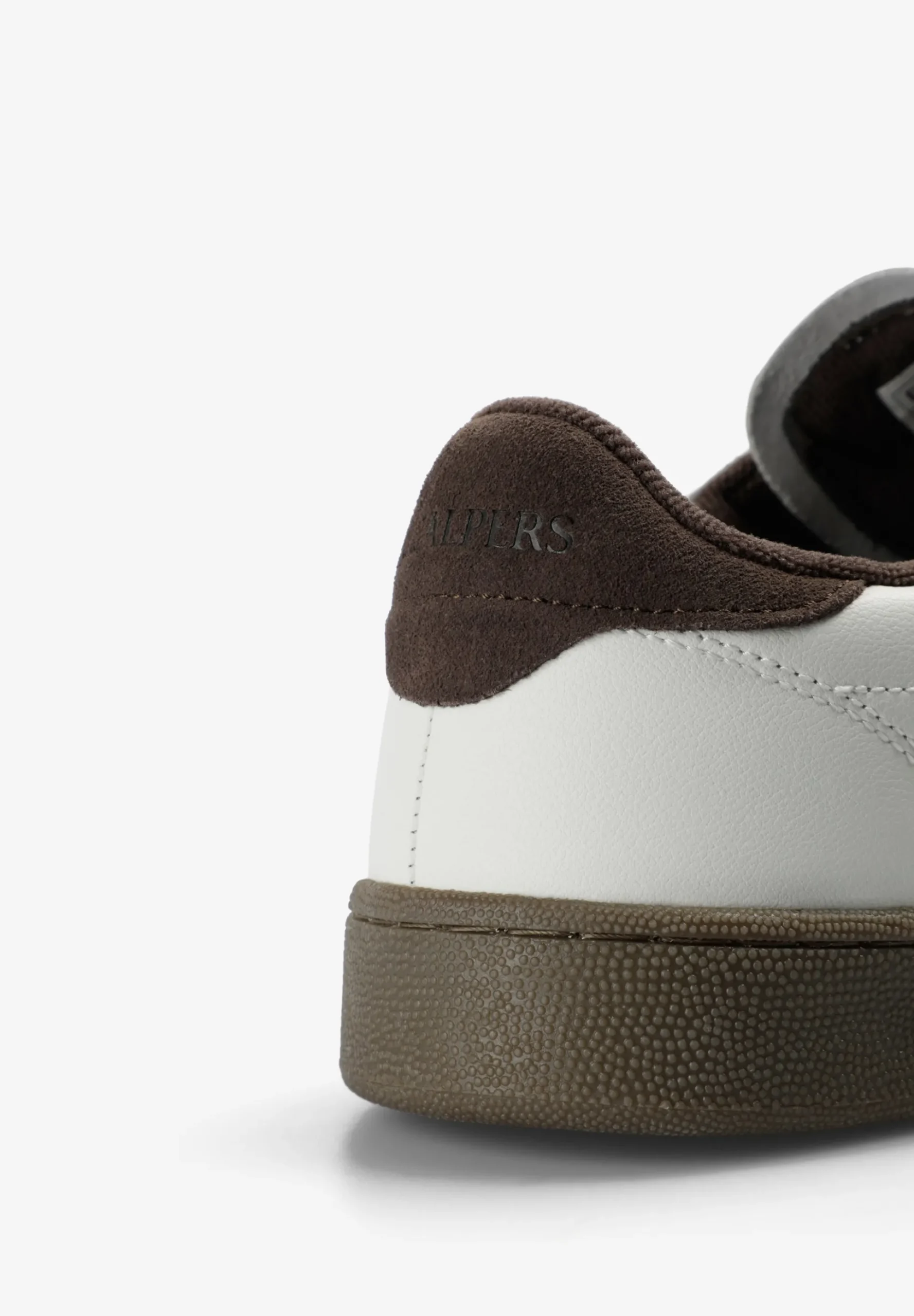 SNEAKERS CALAVERA PIEL