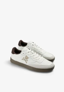 SNEAKERS CALAVERA PIEL