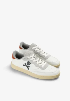 SNEAKERS CALAVERA PIEL