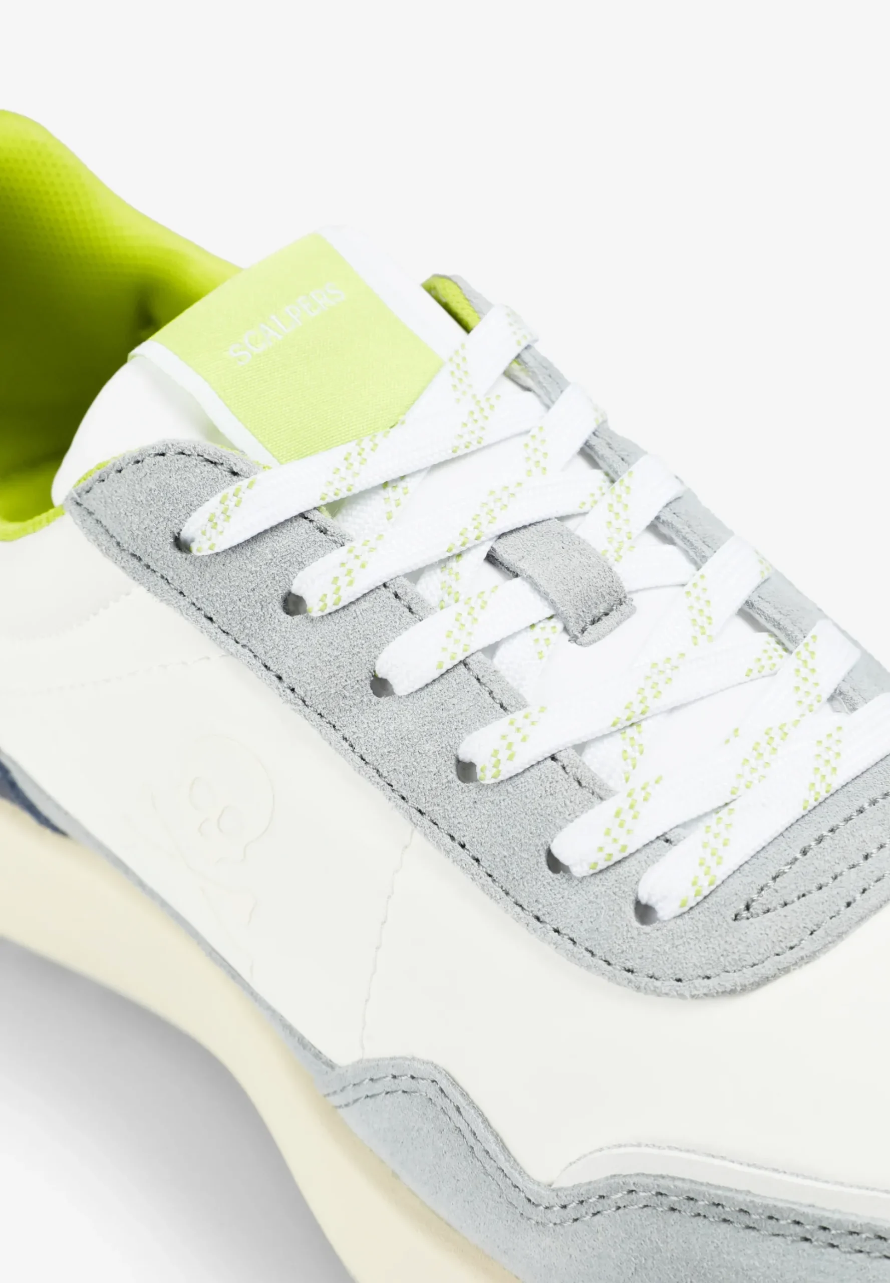 SNEAKERS CALAVERA PIEL