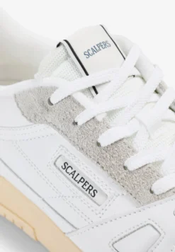 SNEAKERS CALAVERA PIEL