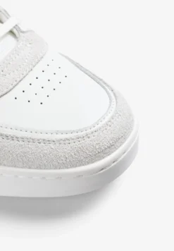 SNEAKERS CALAVERA PIEL