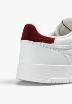 SNEAKERS CALAVERA PIEL
