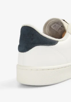 SNEAKERS CALAVERA SUELA CASCO
