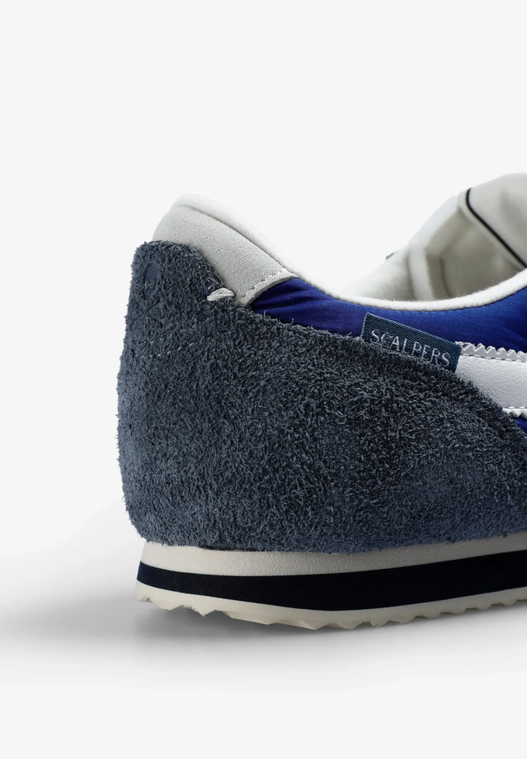 SNEAKERS ESTILO RETRO