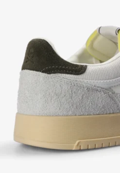 SNEAKERS LOGO PIEL