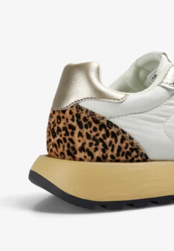 SNEAKERS METALIZADAS ANIMAL PRINT
