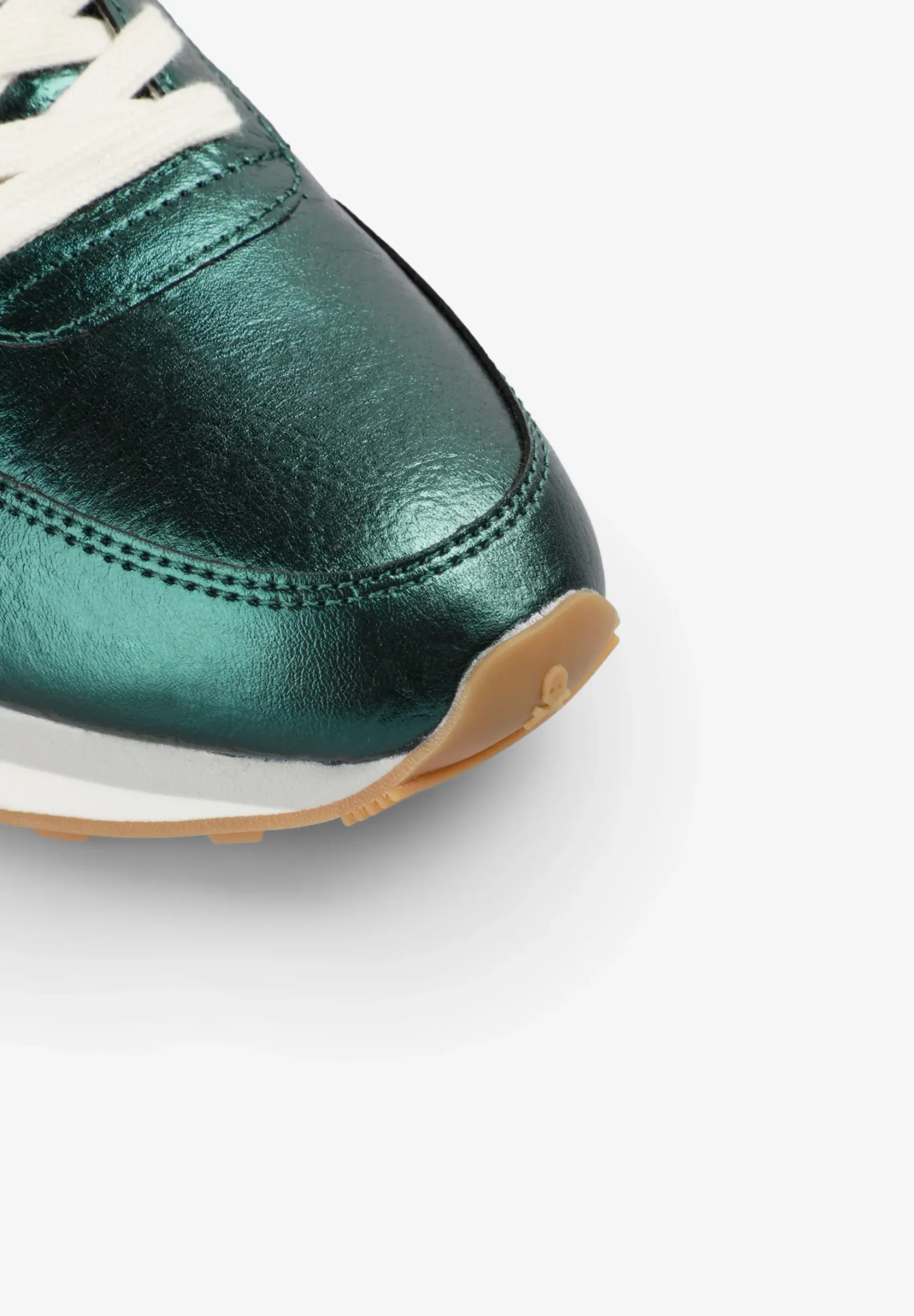 SNEAKERS METALIZADAS CALAVERA