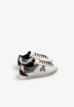 SNEAKERS METALIZADAS CALAVERA