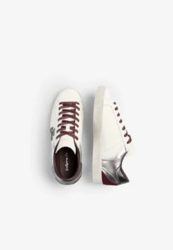 SNEAKERS METALIZADAS CALAVERA
