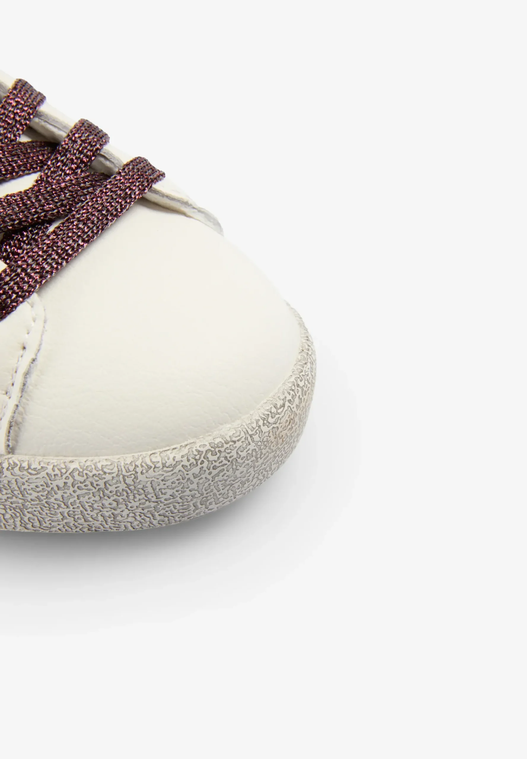 SNEAKERS METALIZADAS CALAVERA