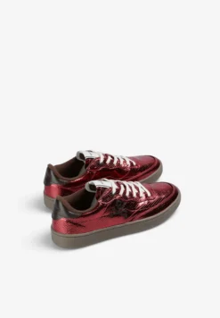 SNEAKERS METALIZADAS TEXTURA SERPIENTE