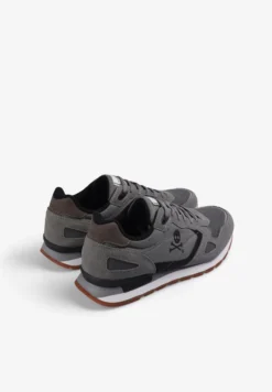 SNEAKERS PIEL CALAVERA
