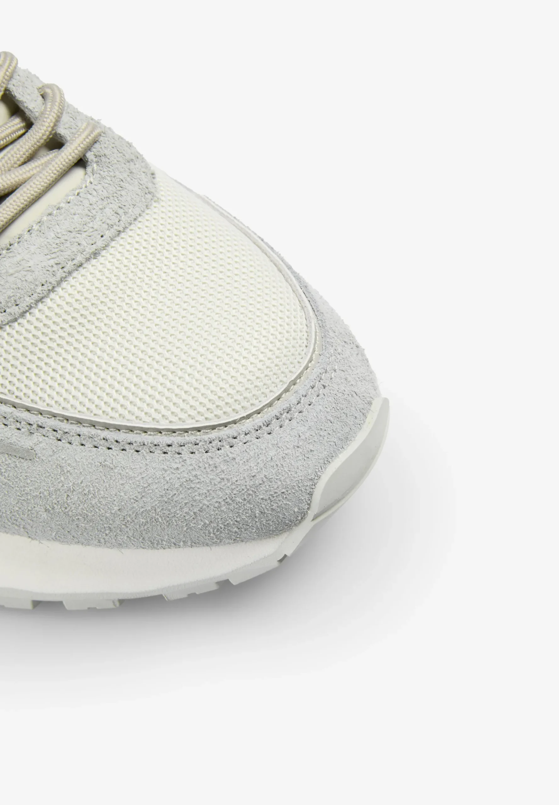 SNEAKERS PIEL COMBINADAS