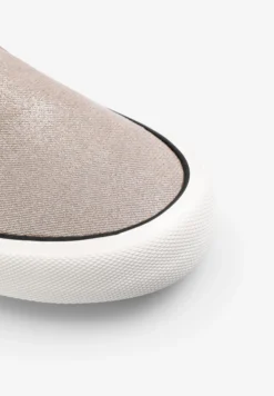 SNEAKERS SLIP ON