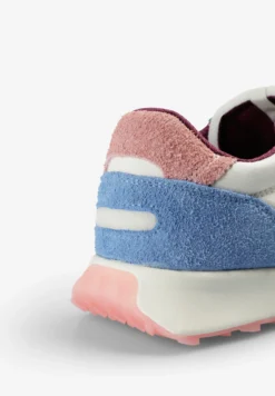 SNEAKERS SUELA RELIEVE