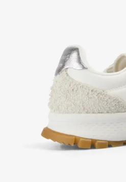 SNEAKERS SUELA RELIEVE